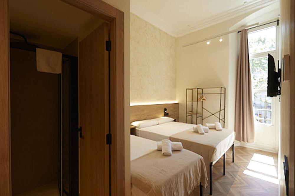 Parisien 2*