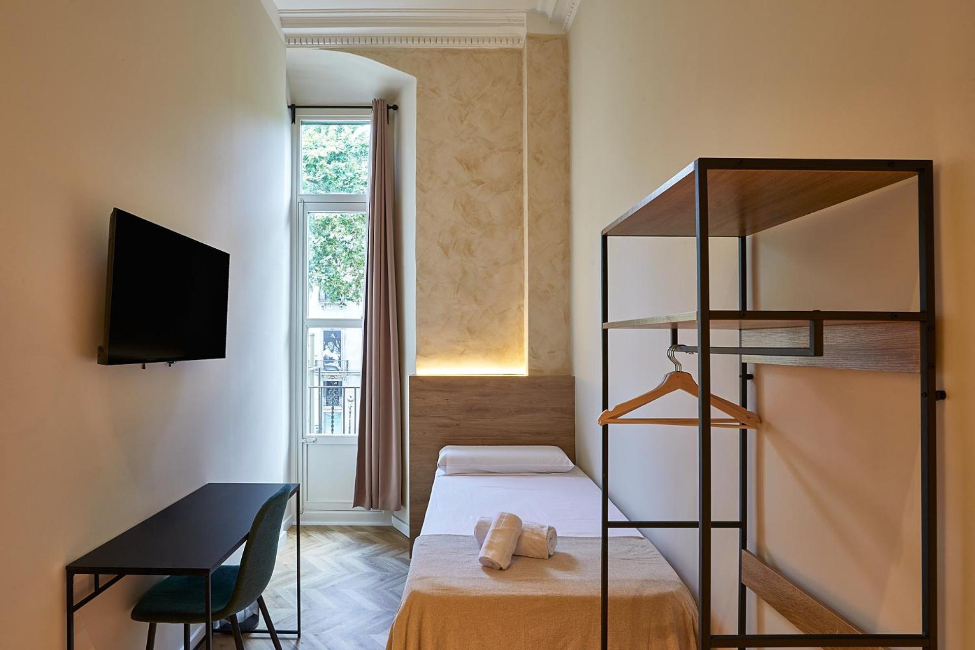 Guest house Ella Boqueria 2*